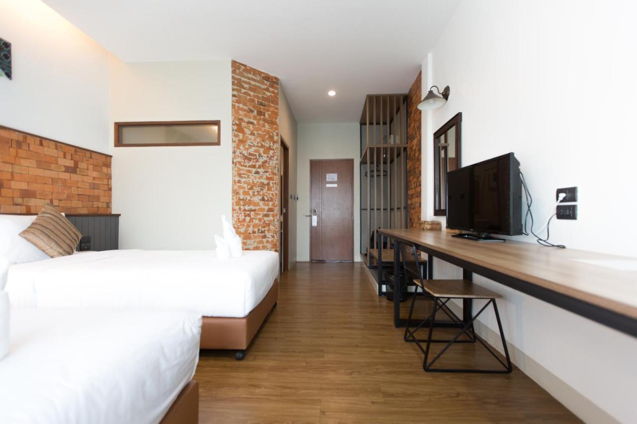 The Old City Wall Inn Chiang Mai Exterior foto
